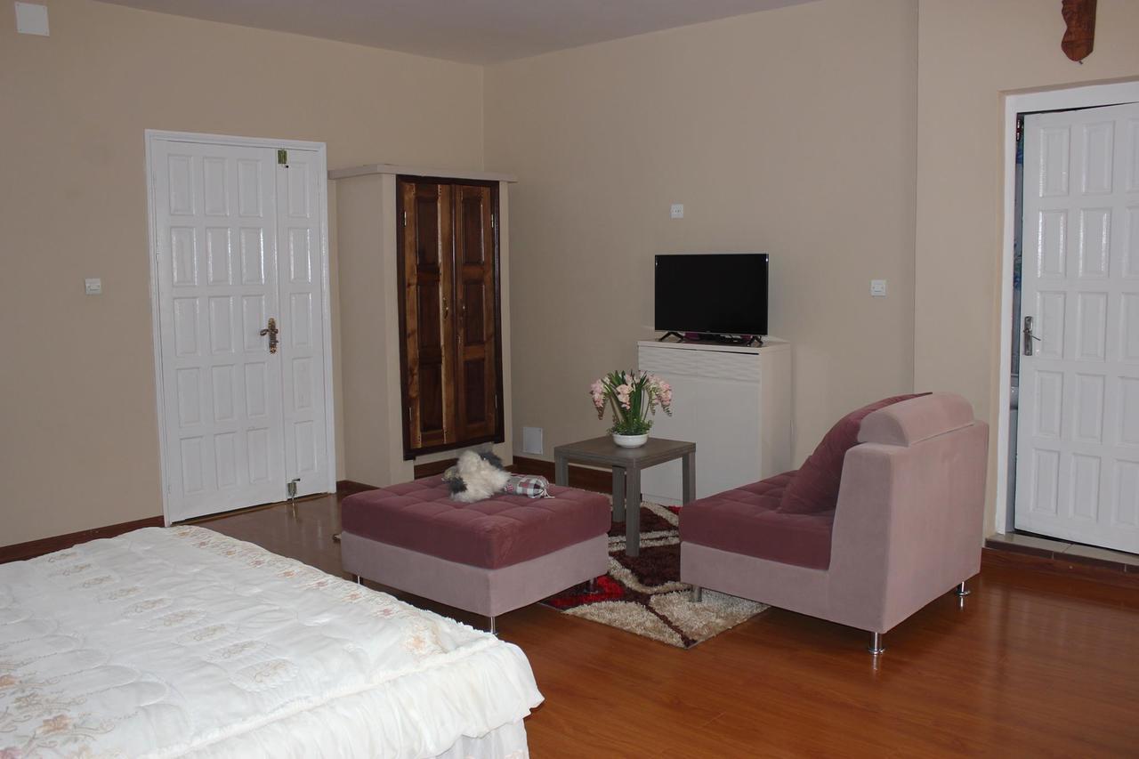 Vannie Hotel Fianarantsoa Exterior photo